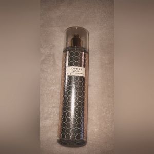 NWOT Lovely You Sarah Jessica Parker Body Mist